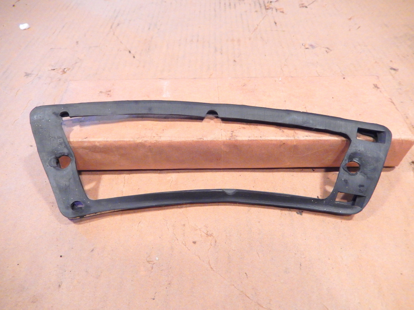 Datsun 240Z Front Passenger's Turn Signal Seal