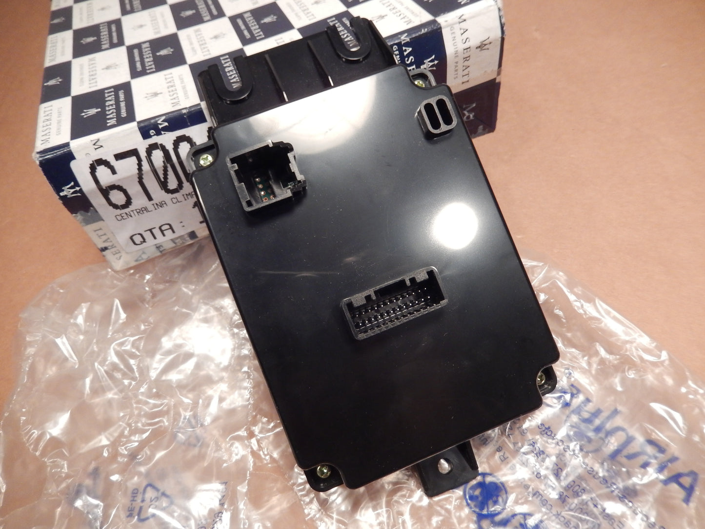 Maserati Ghibli 2013-2014 NEW Climate Systems Control Box # 670010636