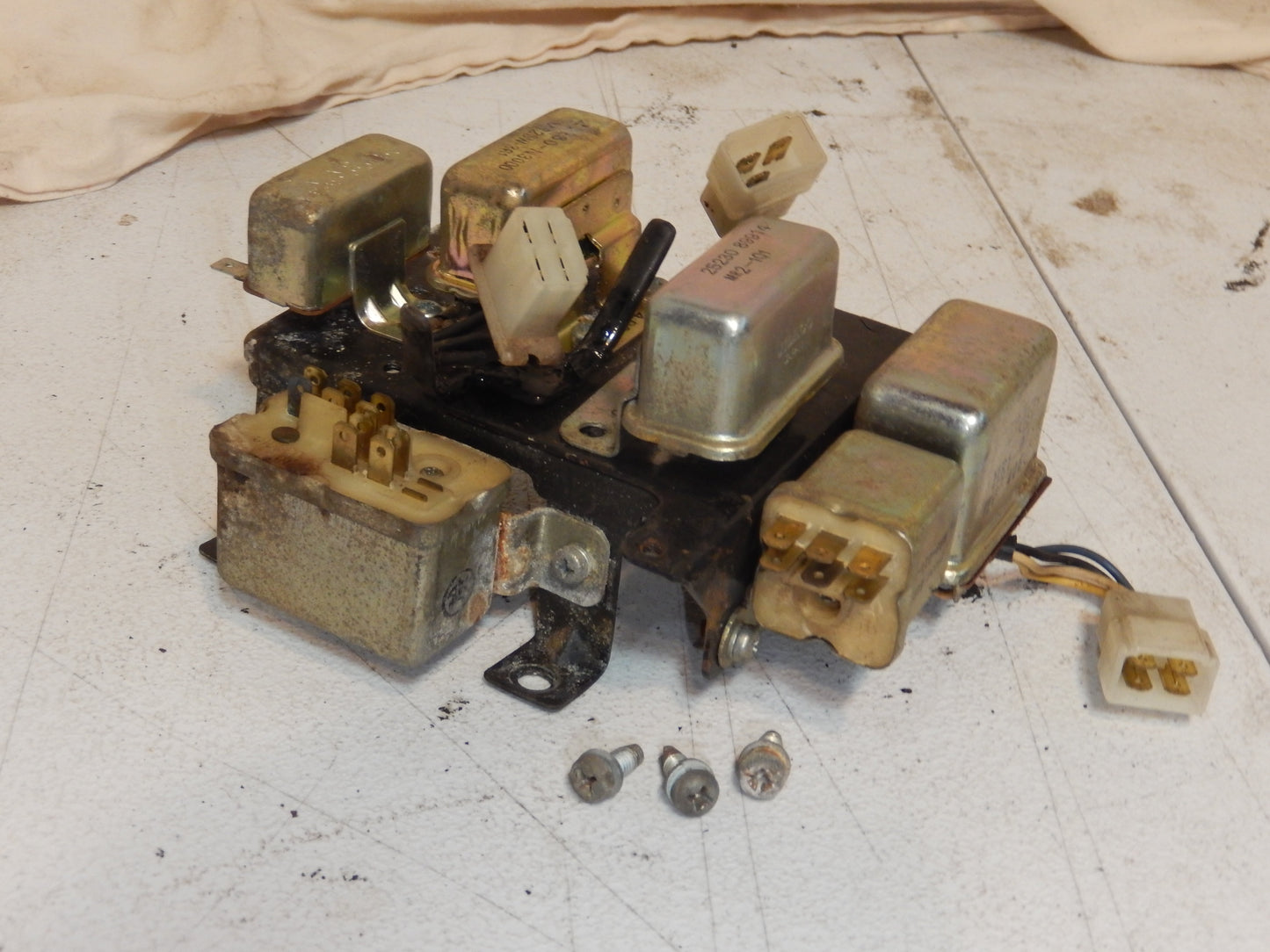 Datsun 260Z Relay Group