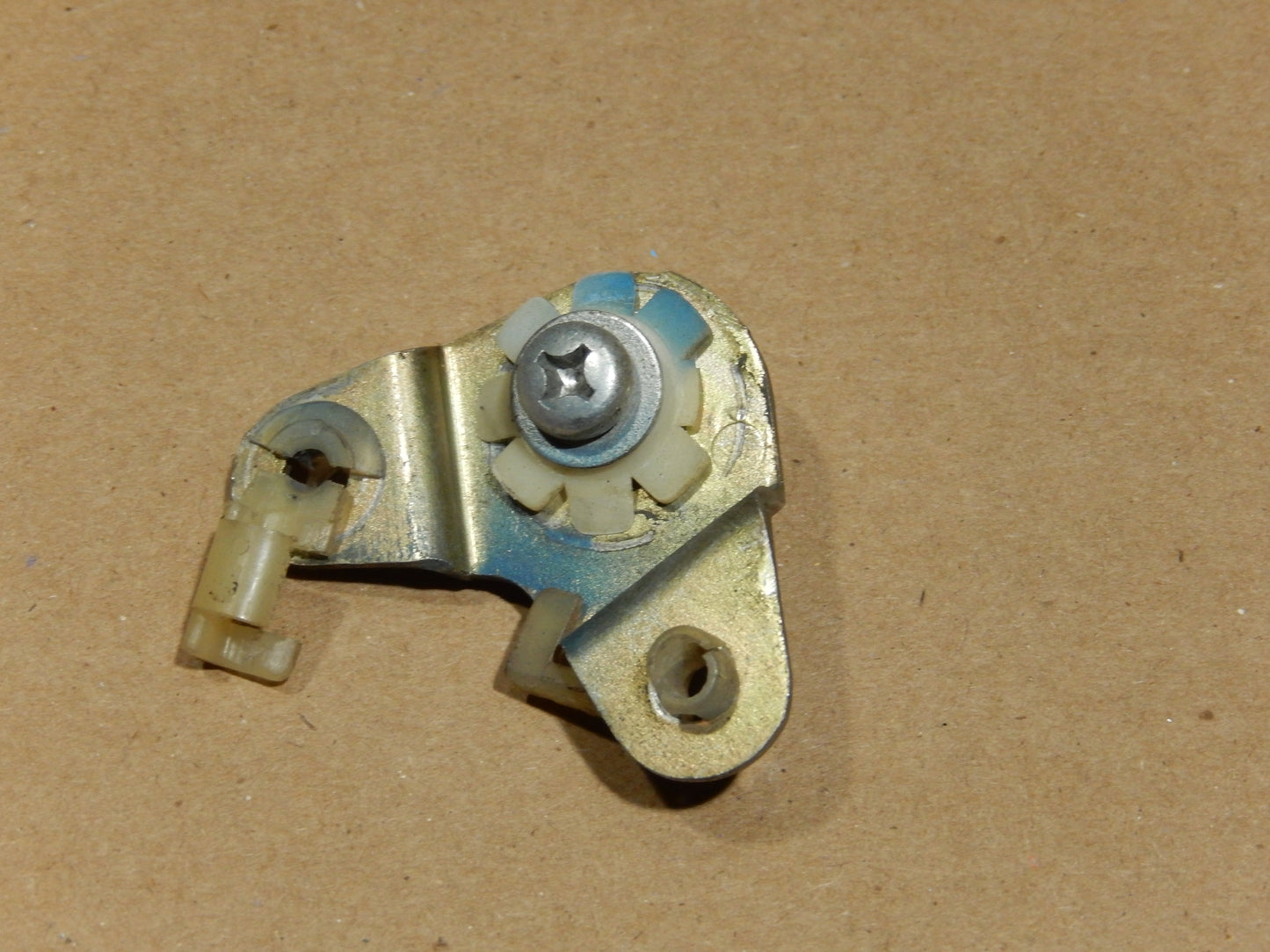Datsun 280ZX Driver Door Interior Latch Lock Rod Lever