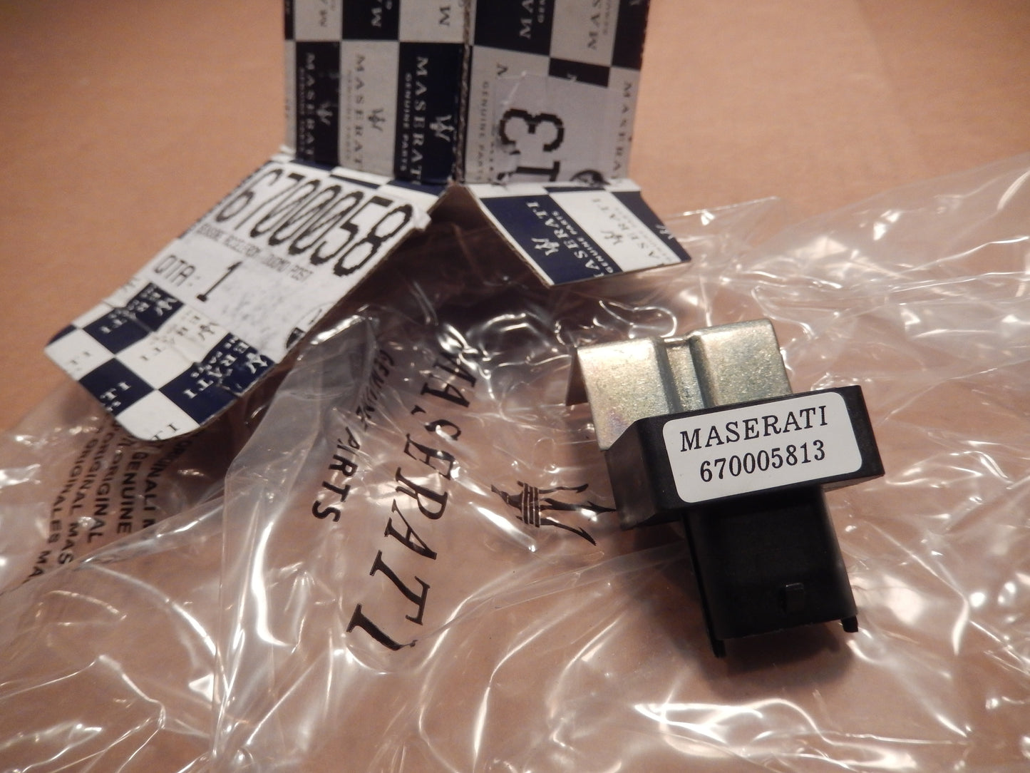 Maserati Quattroporte Ghibli 2014 - 18 NEW Rear Acceleration Sensor # 670005813