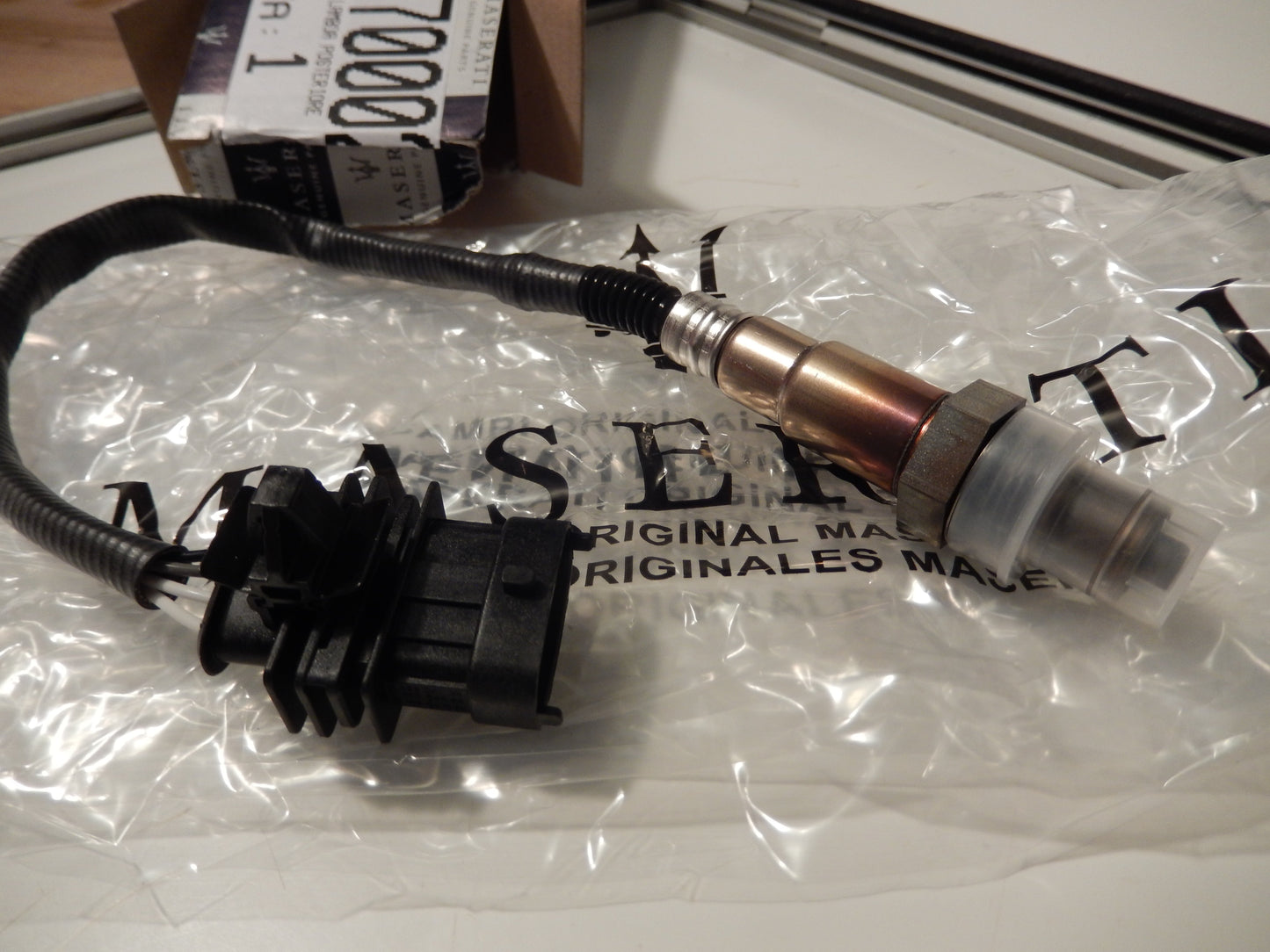 Maserati Quattroporte Ghibli 2014 - 18 NEW Rear Oxygen Sensor # 670002299