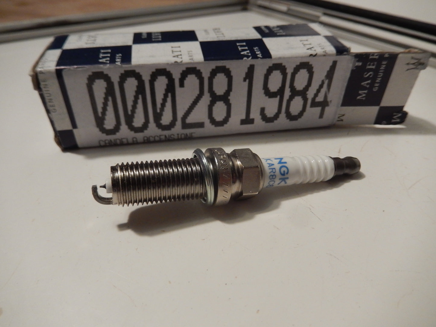 Maserati Quattroporte Ghibli 2014 - 18 NEW OEM Set of 8 NGK Spark Plugs # 0002811984