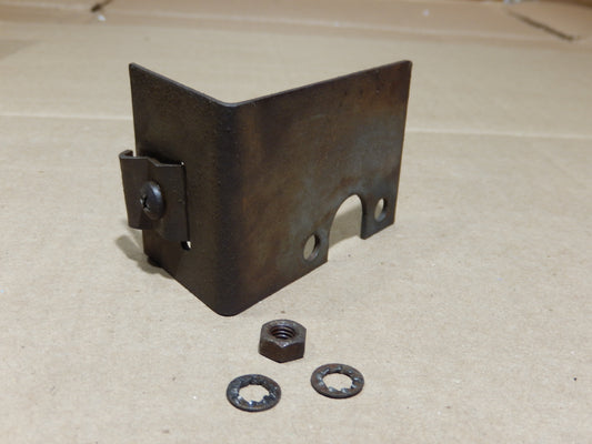 Maserati Quattroporte Three 4.9 Engine Throttle Bracket