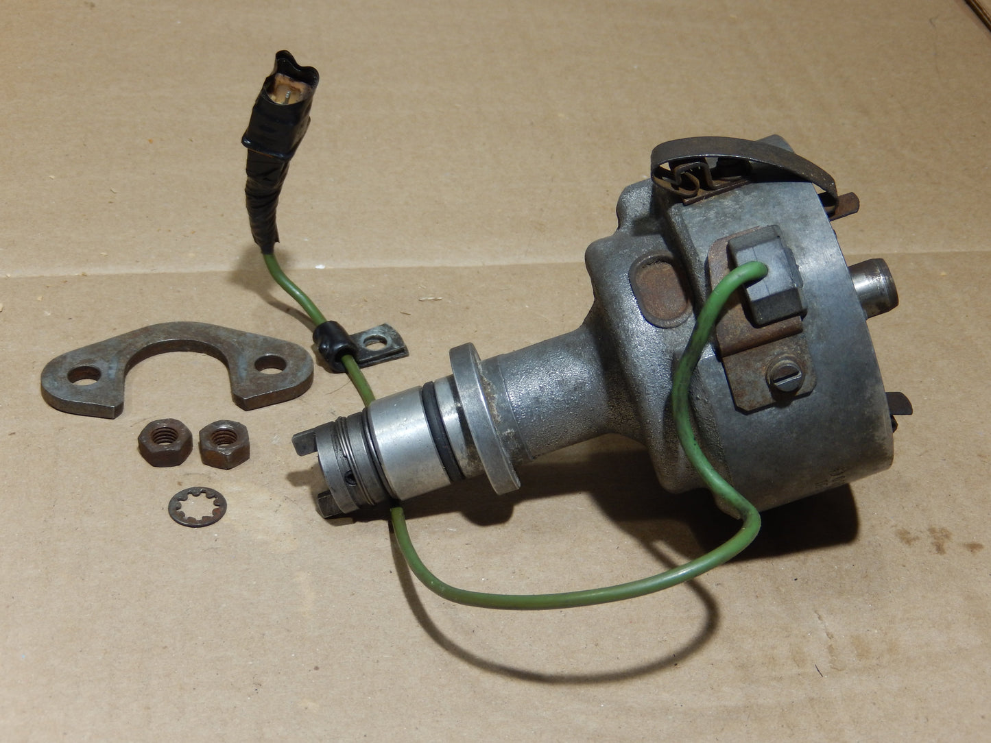 Maserati 4.9 Engine Distributor