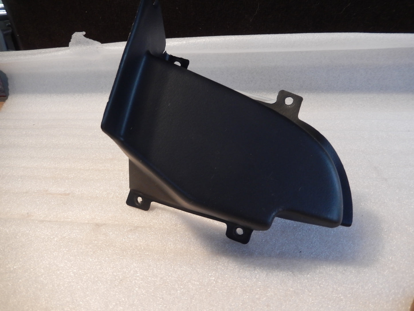 Maserati Quattroporte Front Mesh Grill End Cowl