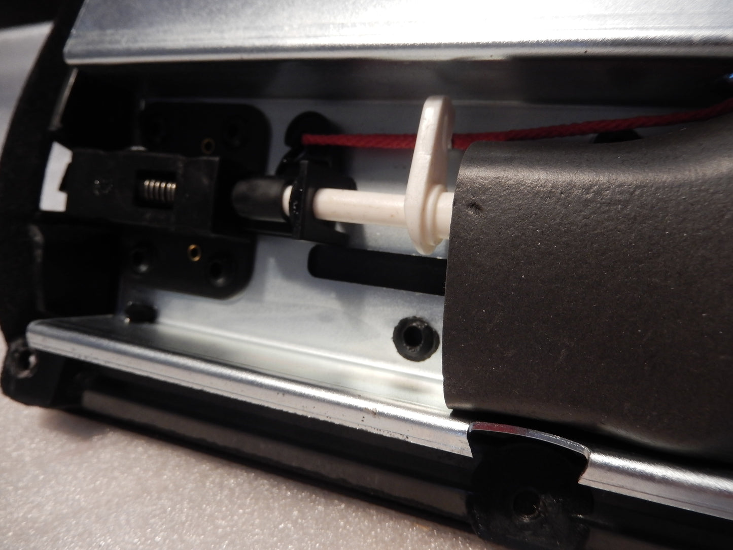 Maserati Quattroporte Glove Box Liner and Lock Mechanism