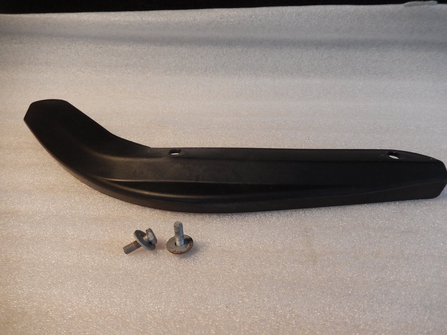 Maserati Quattroporte Drivers Side Headlight Spash Guard