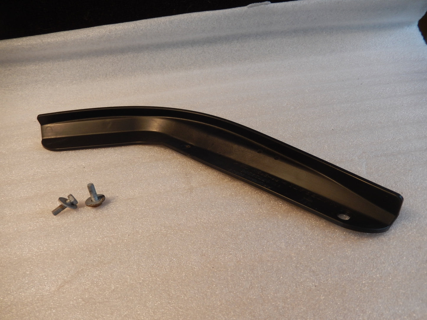 Maserati Quattroporte Drivers Side Headlight Spash Guard