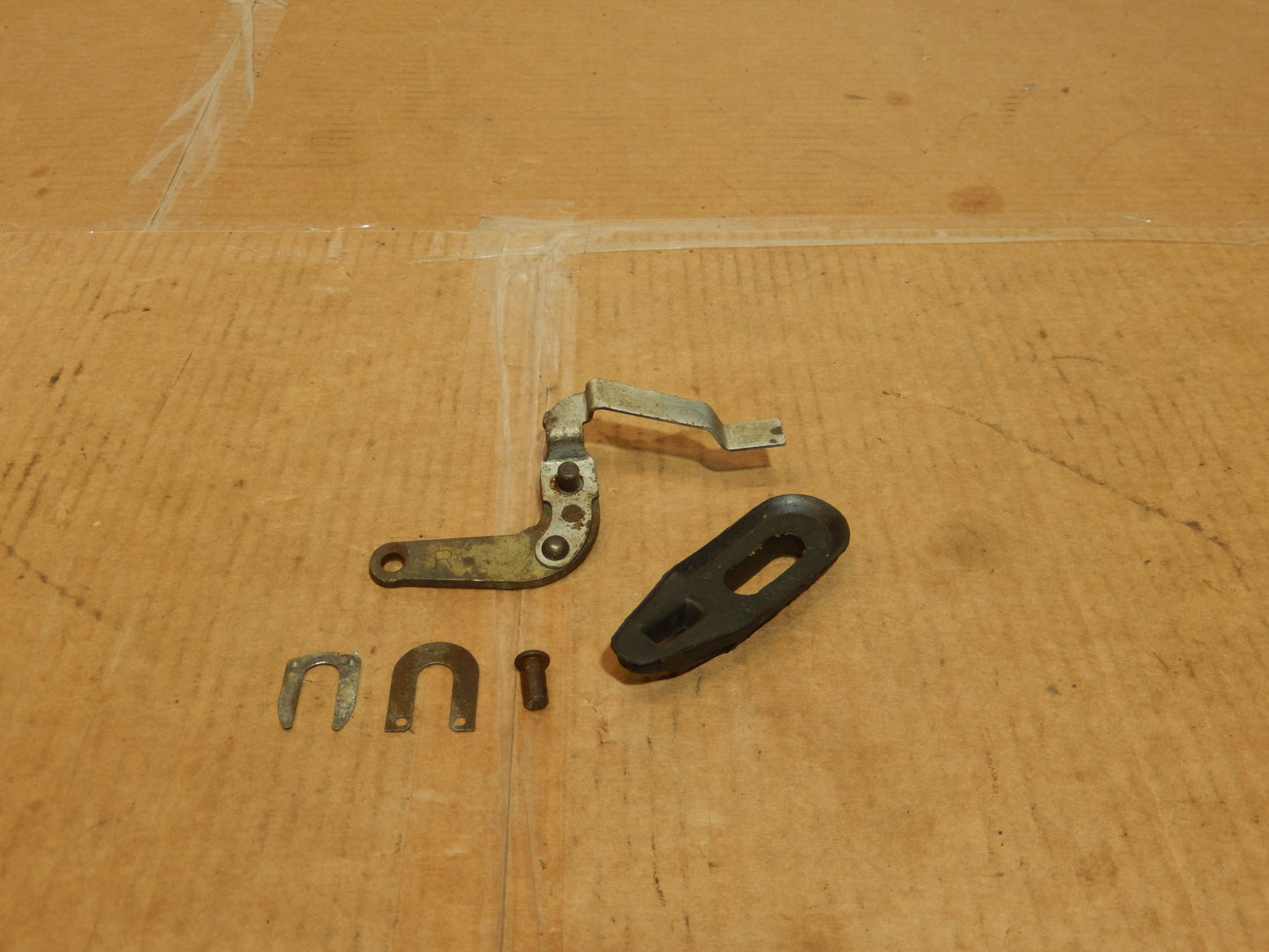 Datsun 240Z Passenger Side Brake Cylinder Parts