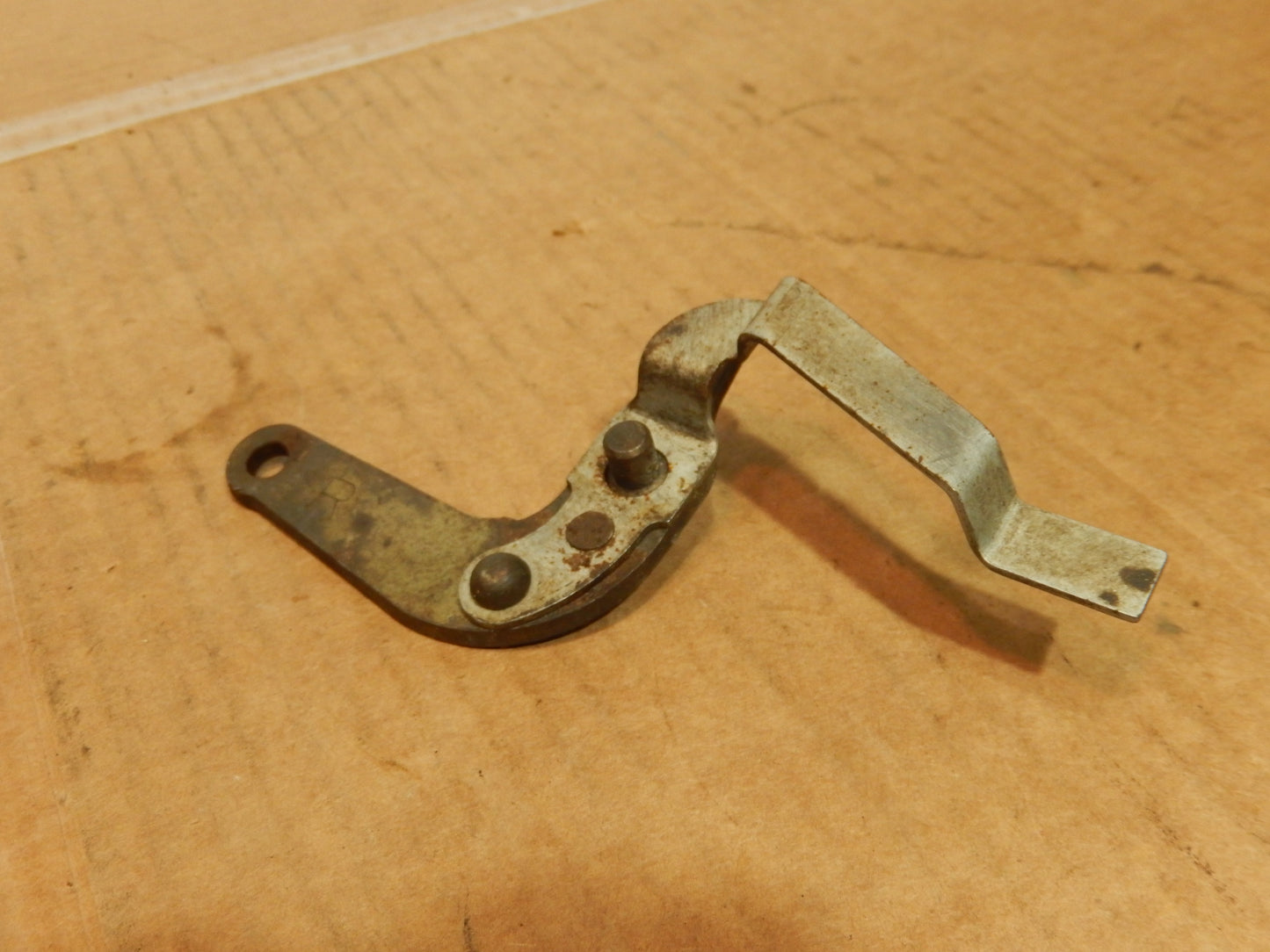 Datsun 240Z Passenger Side Brake Cylinder Parts