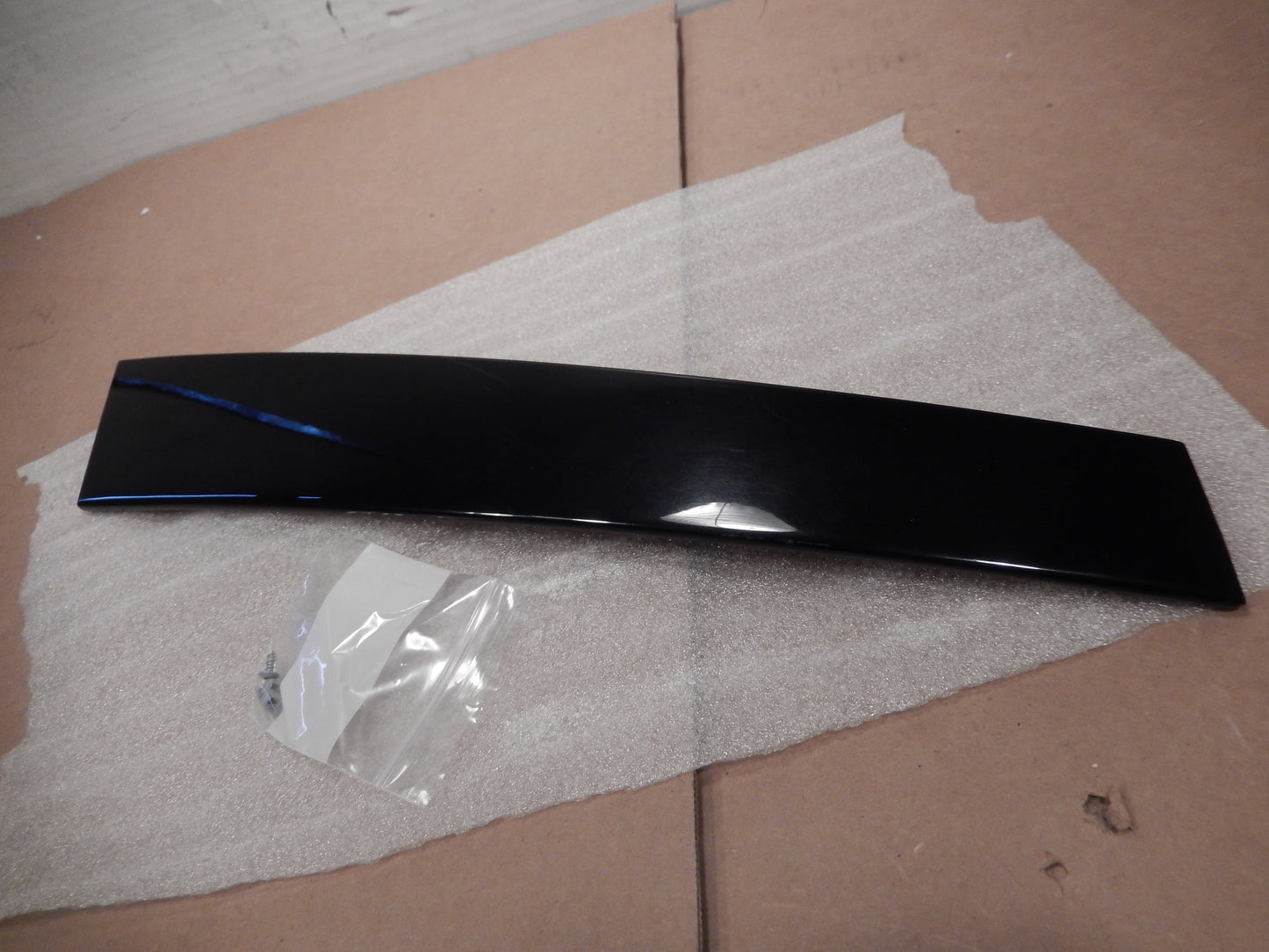 Maserati Quattroporte Front Driver Exterior Door Trim