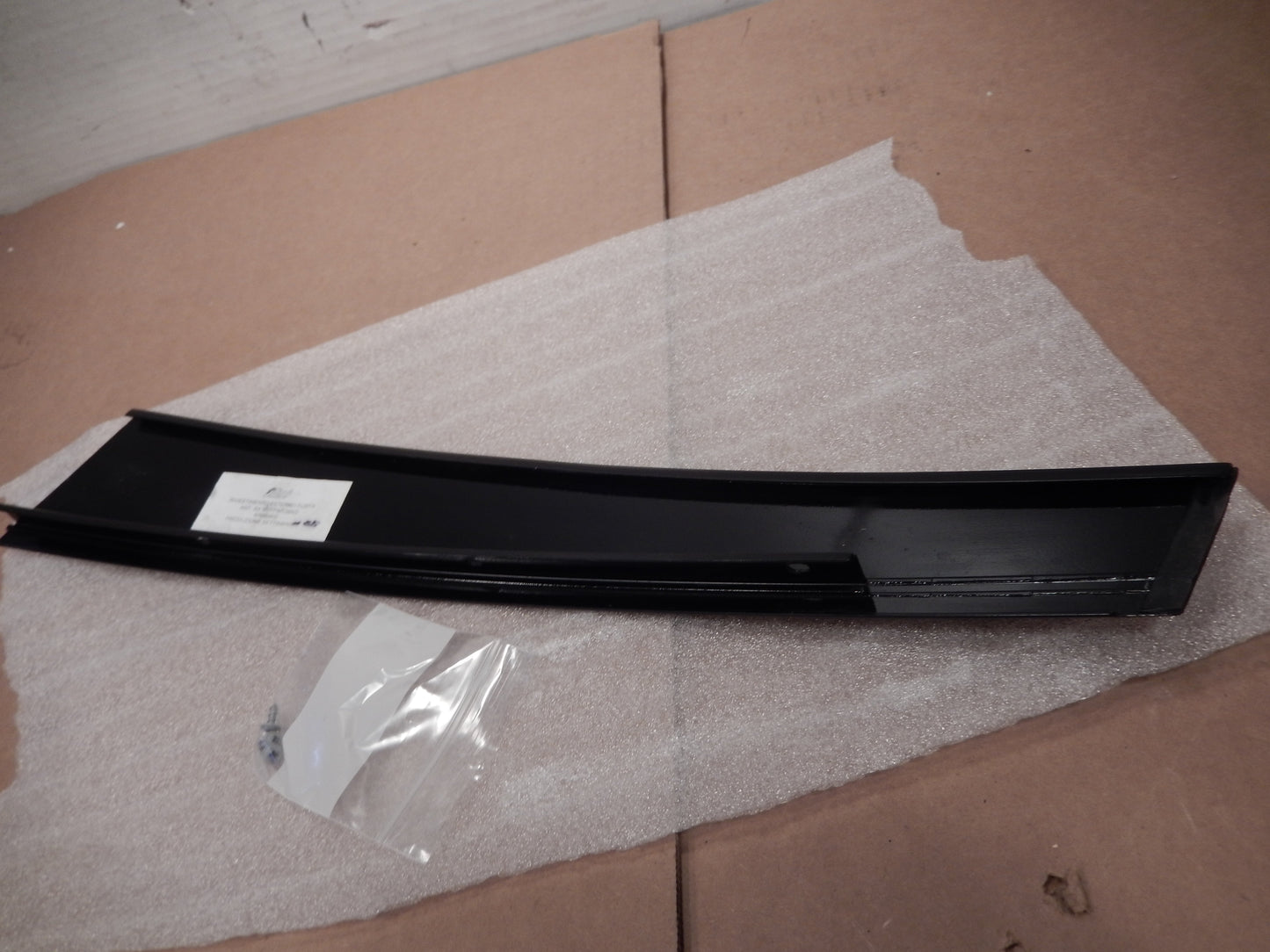 Maserati Quattroporte Front Driver Exterior Door Trim