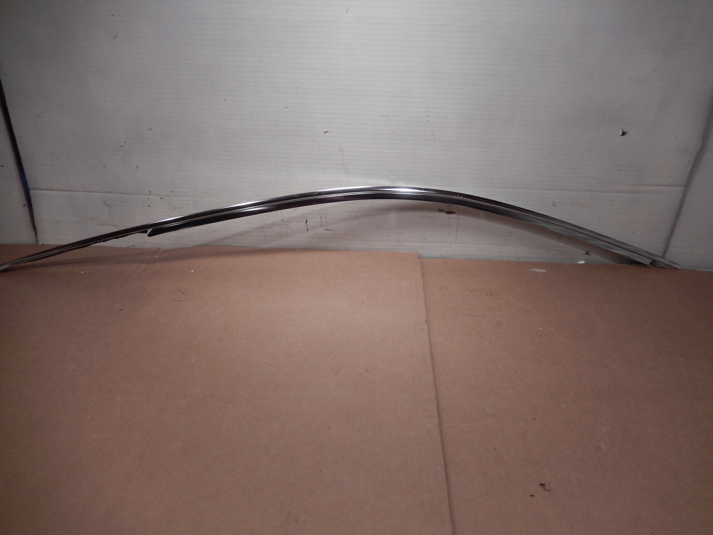 Maserati Quattroporte Front Driver Exerior Door Frame Trim