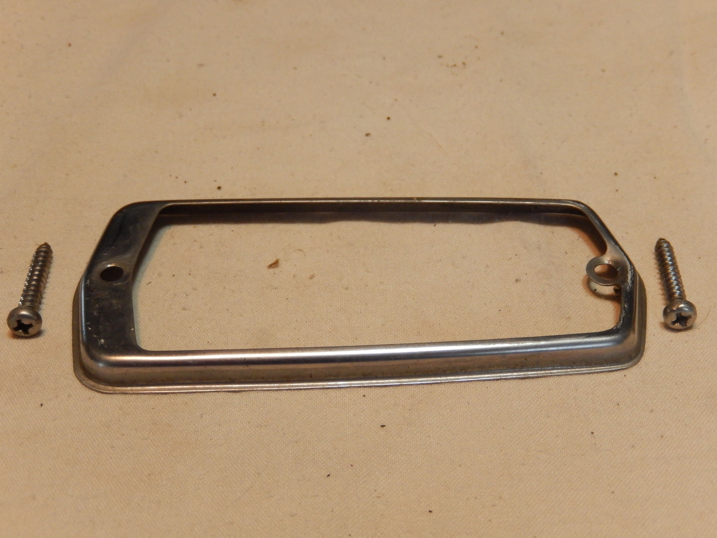 Datsun 240Z Front/Rear Side Surround Trim