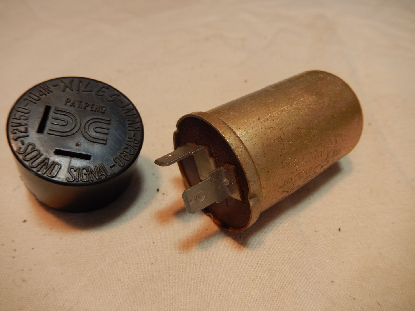 Datsun 240Z NILES Passenger Kick Panel Relay Block