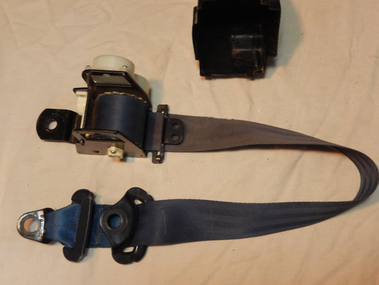 Datsun 280ZX Drivers Seat Belt Mechanism