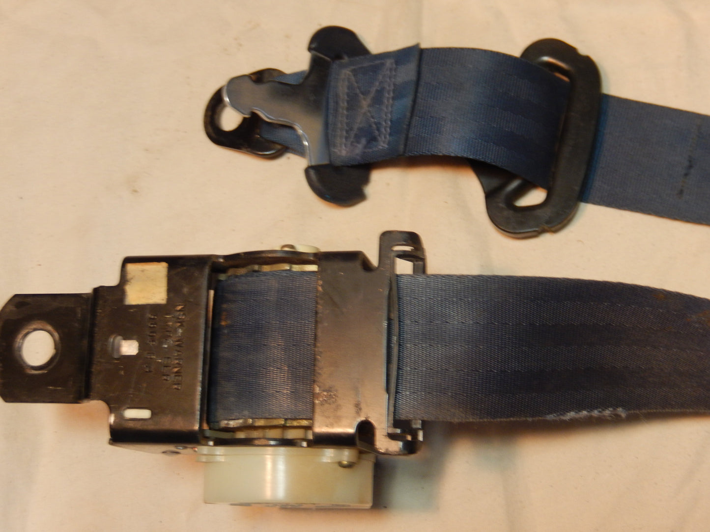 Datsun 280ZX Drivers Seat Belt Mechanism