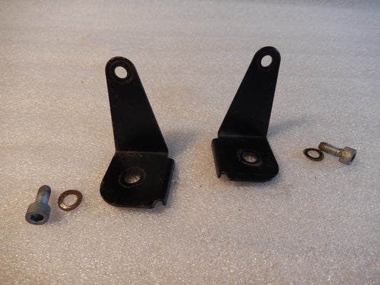 Maserati Quattroporte Engine Bay Upper Intake Shroud Brackets