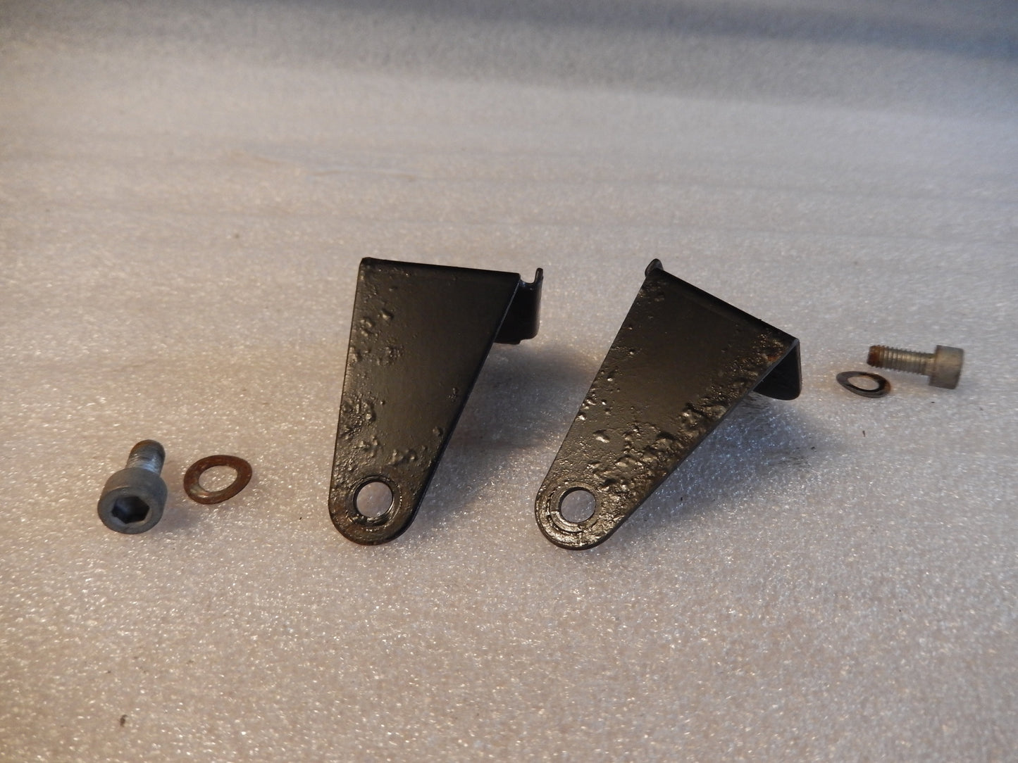 Maserati Quattroporte Engine Bay Upper Intake Shroud Brackets