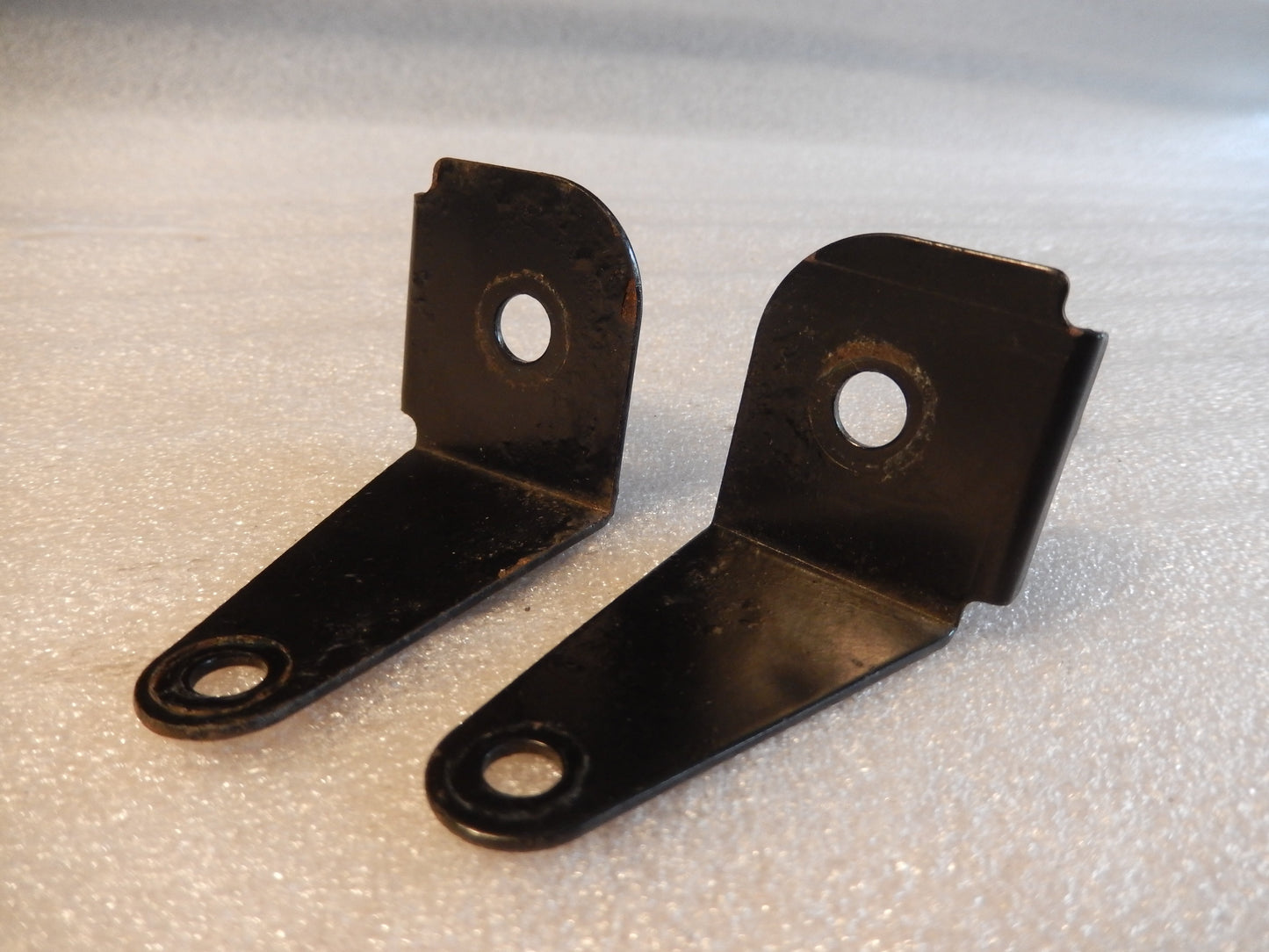Maserati Quattroporte Engine Bay Upper Intake Shroud Brackets