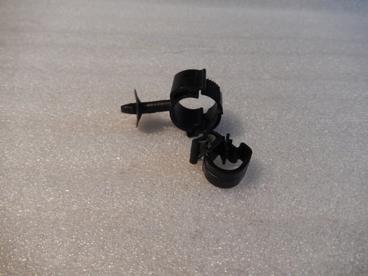 Maserati Quattroporte Firewall Hose Clip Set