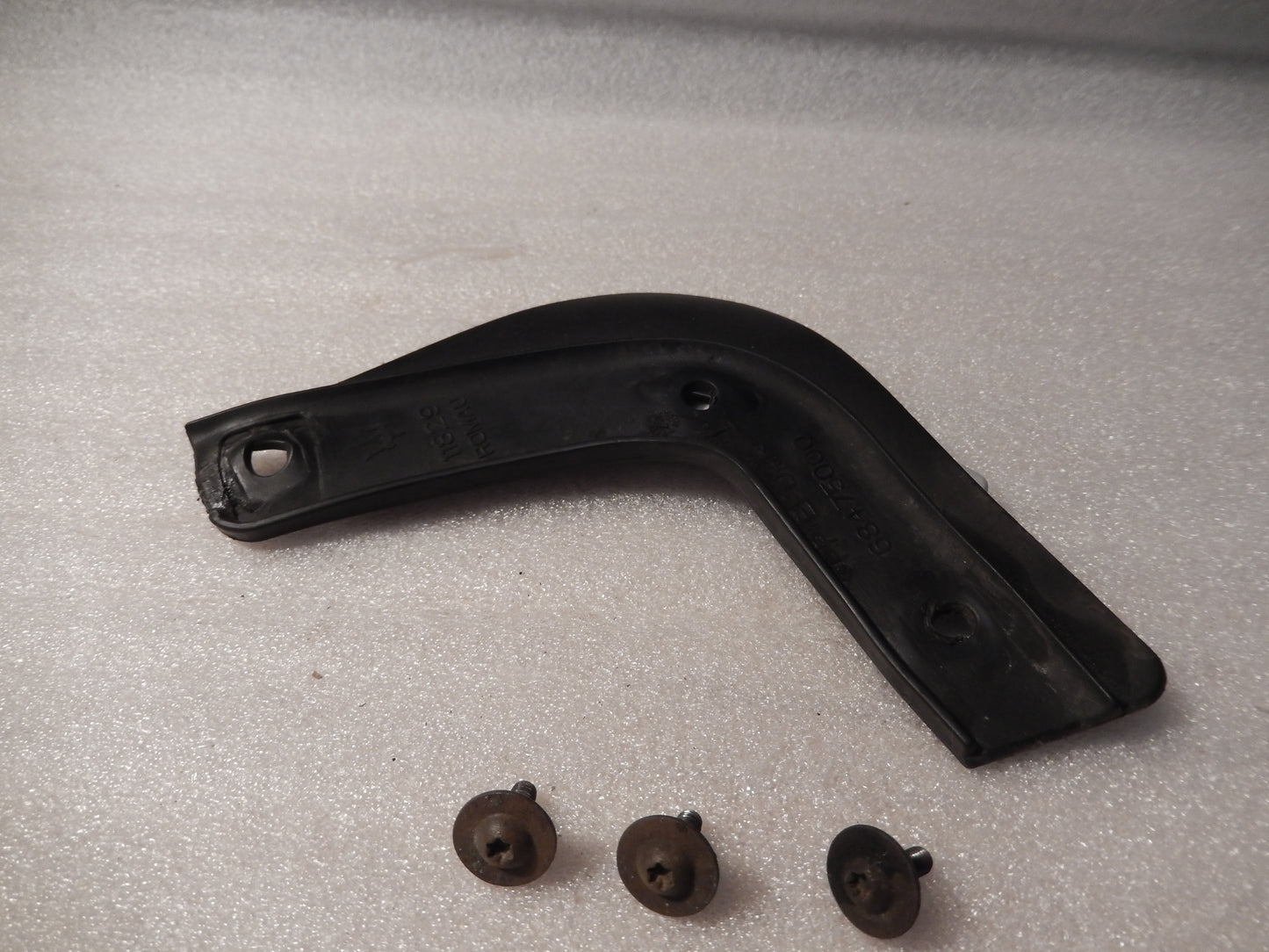 Maserati Quattroporte Front Passengers Mud Flap