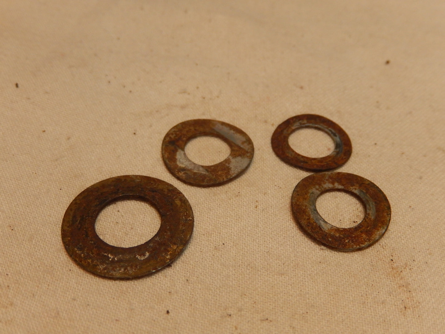 Datsun 240Z Spring Washers