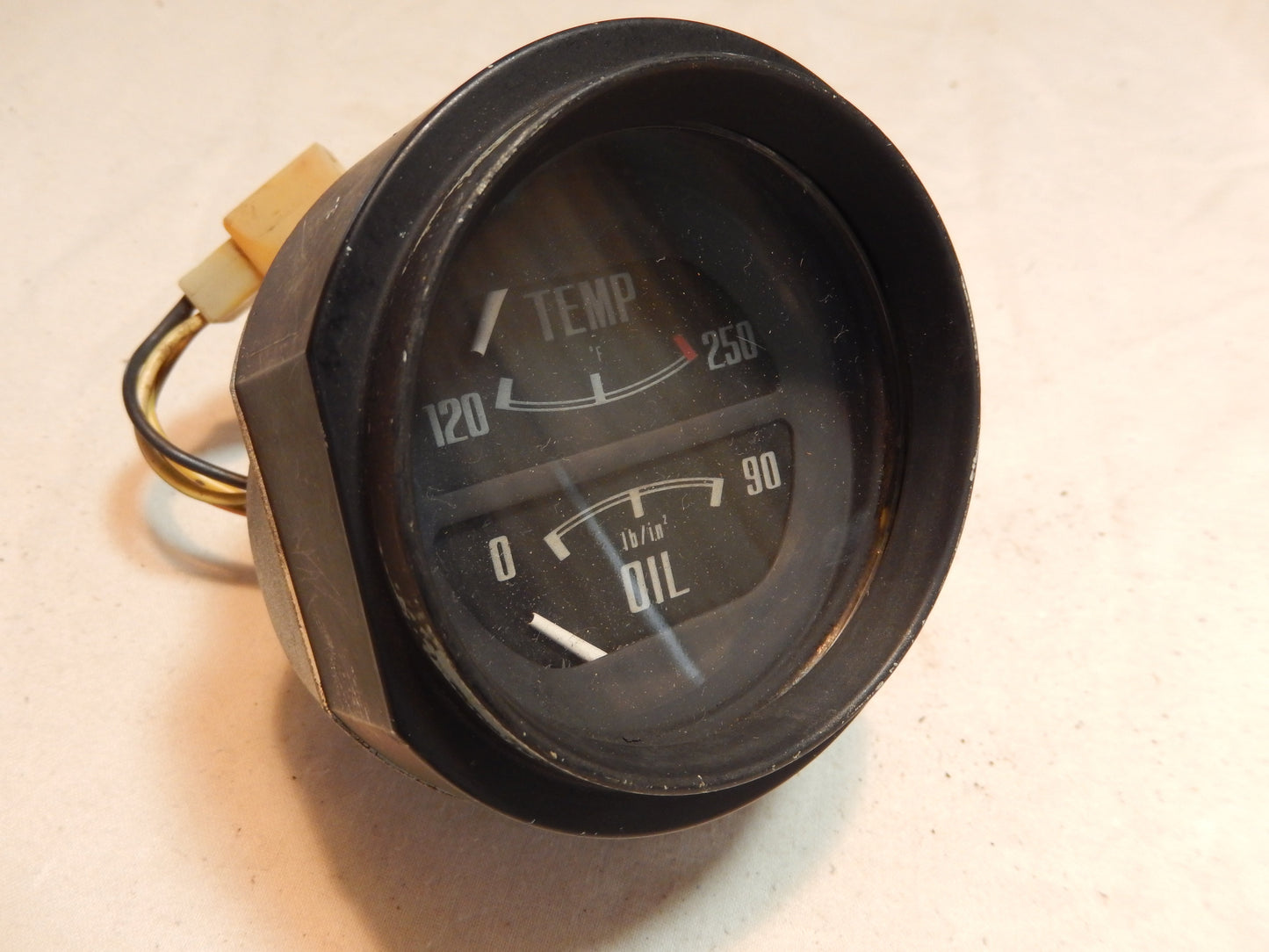 Datsun 240Z Water Temperature/Oil Pressure Gauge