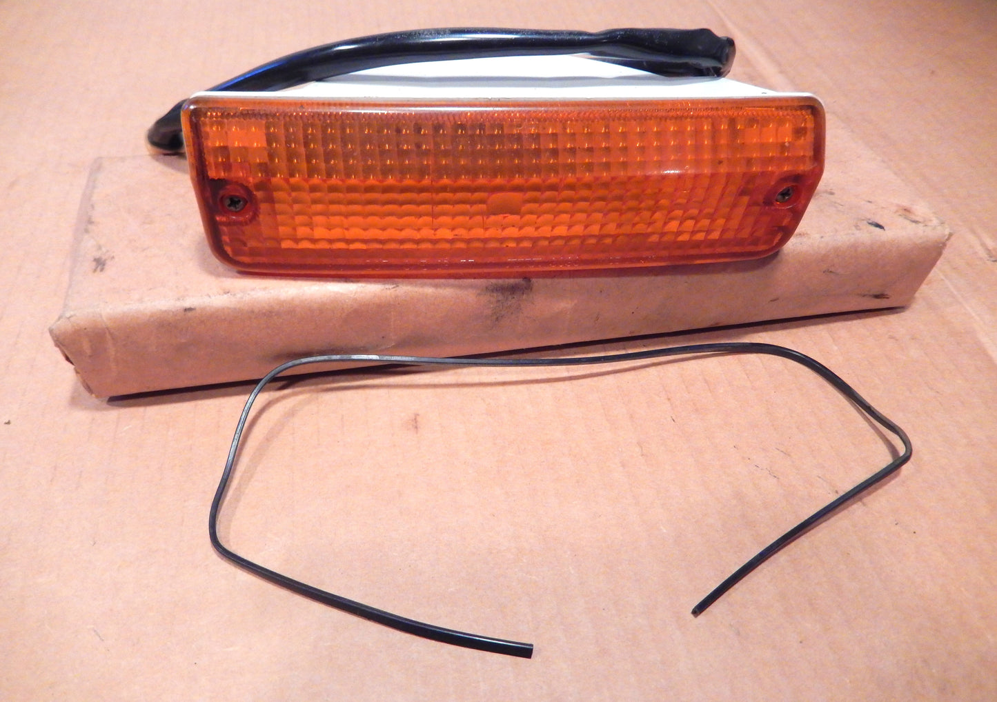 Datsun 280ZX Front Passenger's Turn Signal Light