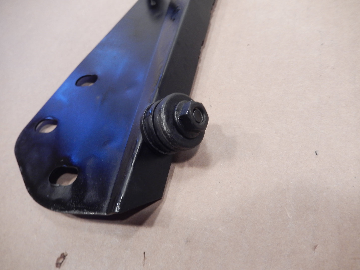 Maserati Quattroporte Engine Oil Tank Mount Bracket