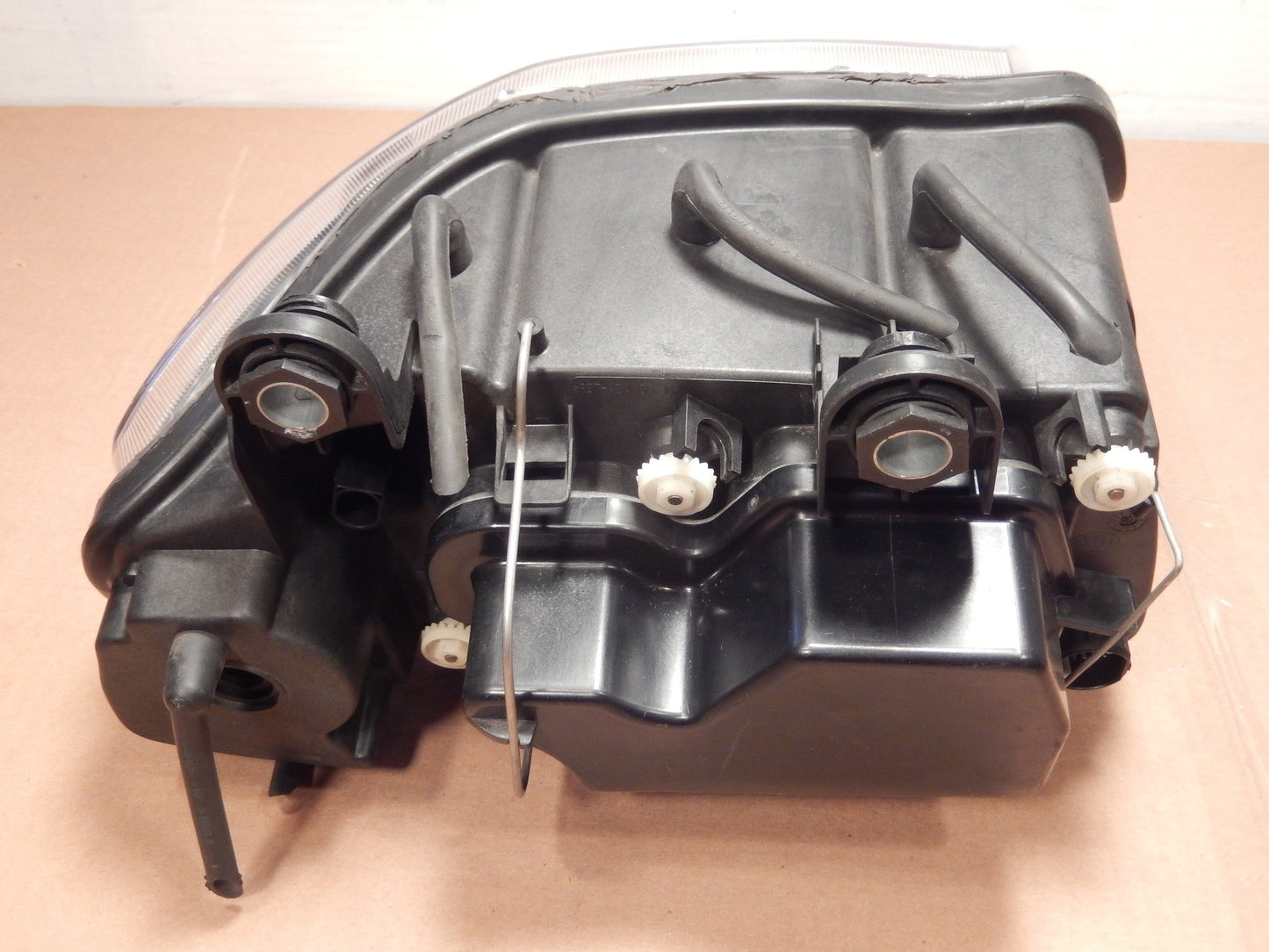 Maserati Quattroporte Drivers Side Head Light