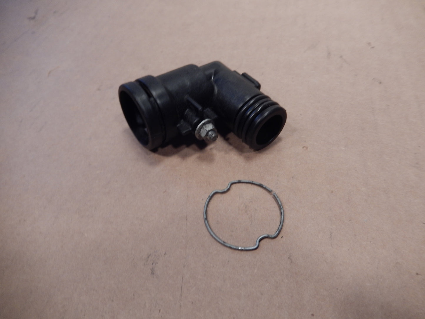 Maserati Quattroporte Engine Oil Tank Breather Hose Elbow