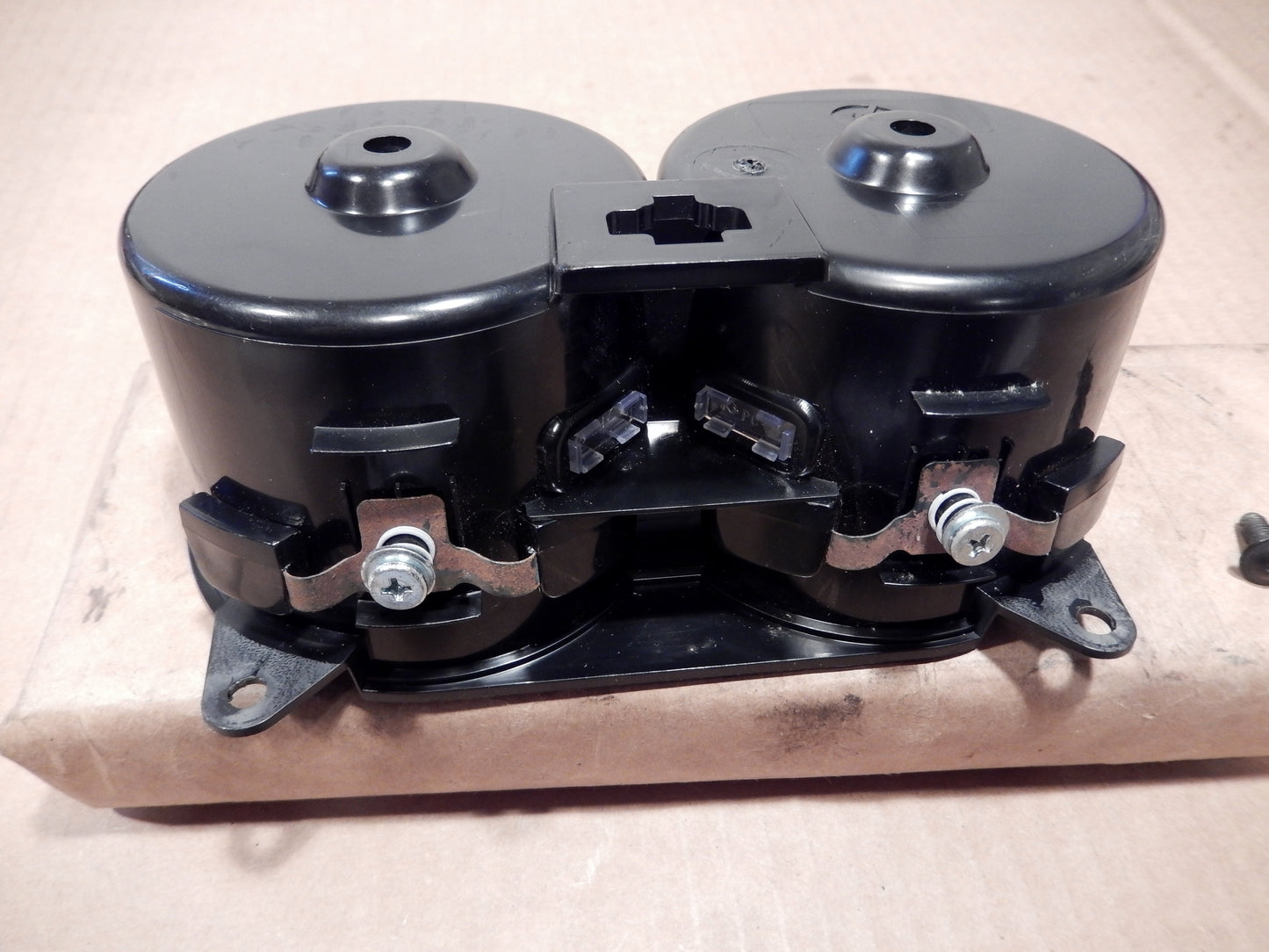 Maserati Quattroporte Center Console Dual Cup Holder