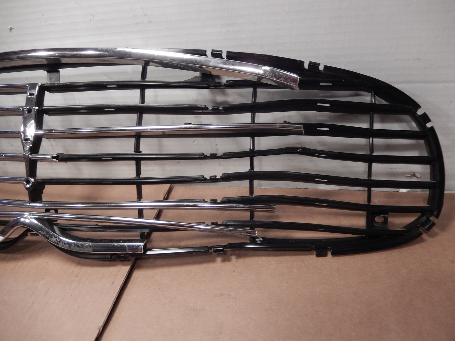 Maserati Quattroporte Front  " Parts " Grill