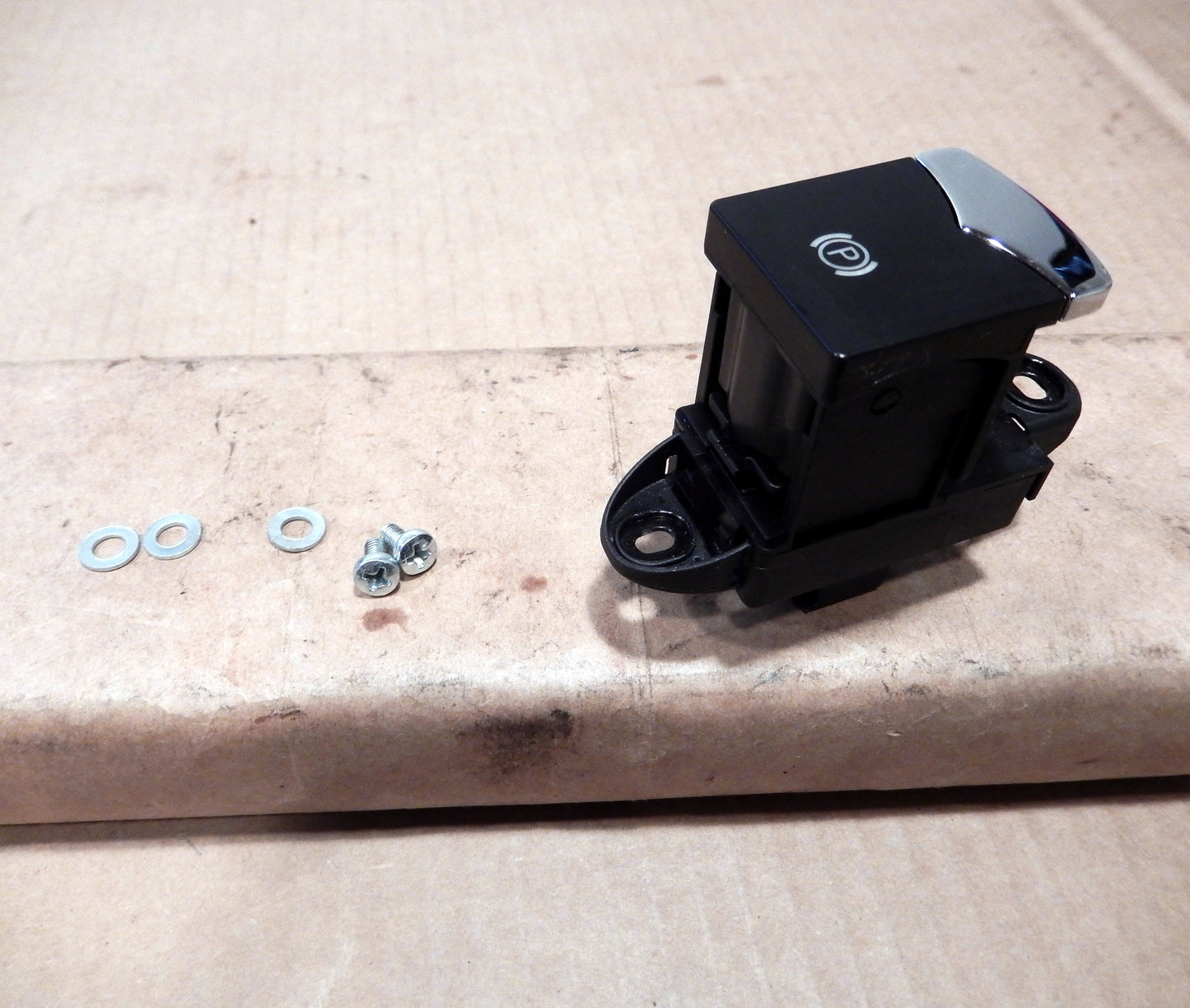 Maserati Quattroporte Center Console Electric Parking Break Switch
