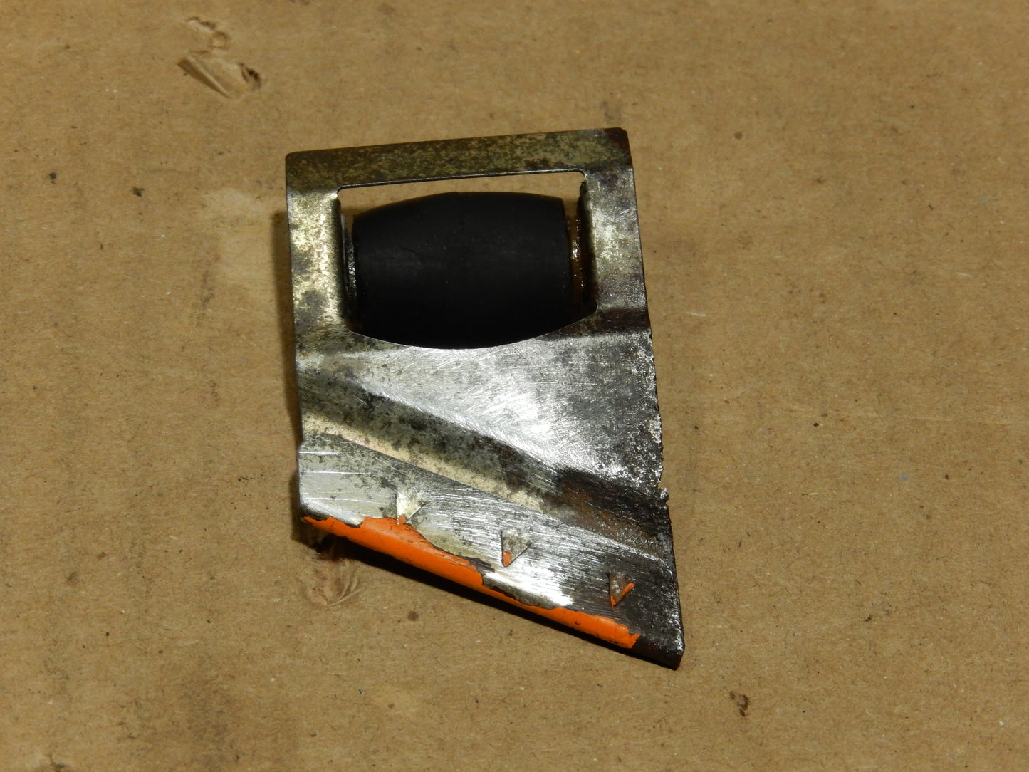 Datsun 240Z 280Z Passenger Side Window Glass Roller