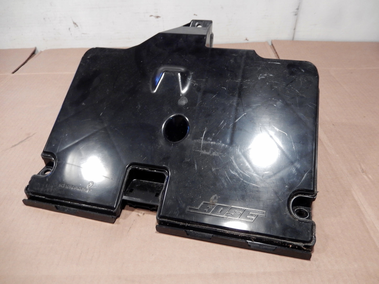 Maserati Quattroporte Front Passenger's Floor Base Speaker Box and Amp