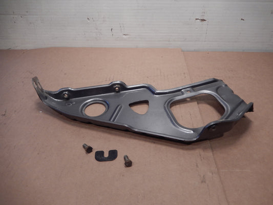 Maserati Quattroporte Front Passengers Side Head Light Base Plate