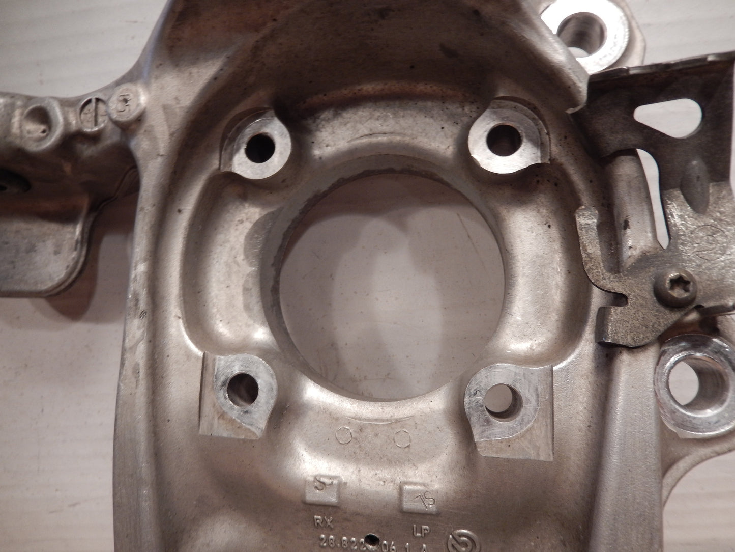 Maserati Quattroporte Front Passengers Side Hub Knuckle