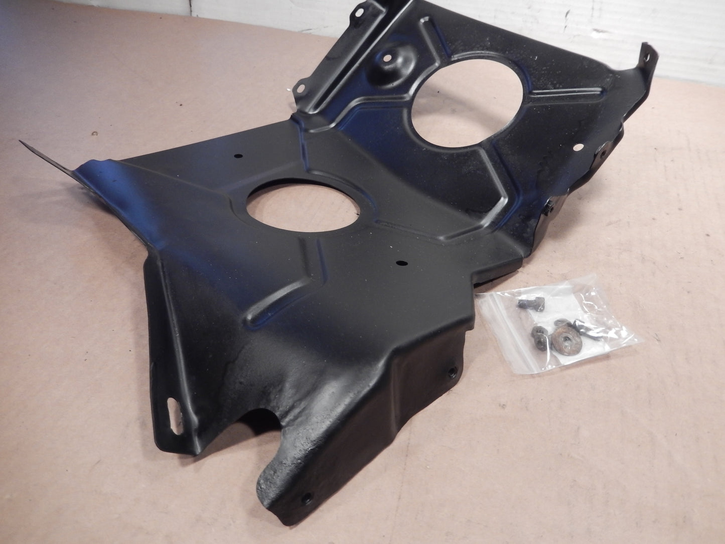 Maserati Quattroporte Front Passengers Head Light Splash Pan