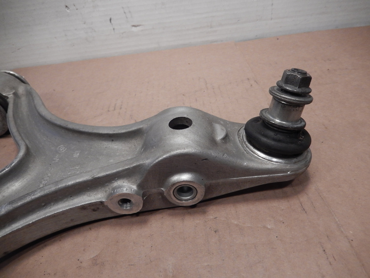 Maserati Quattroporte Front Passengers Suspension Lower A-Arm