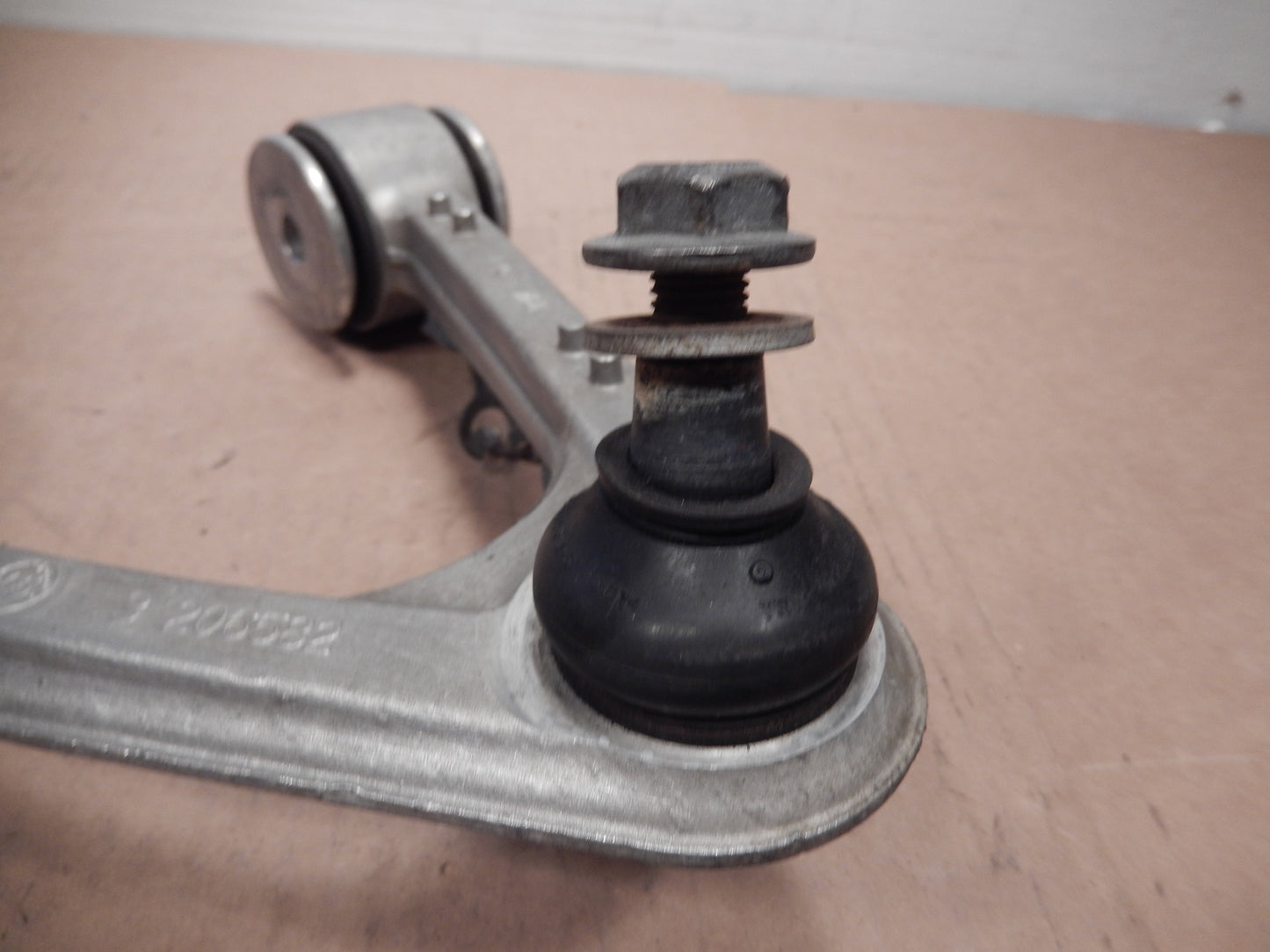 Maserati Quattroporte Front Passengers Suspension Upper A-Arm