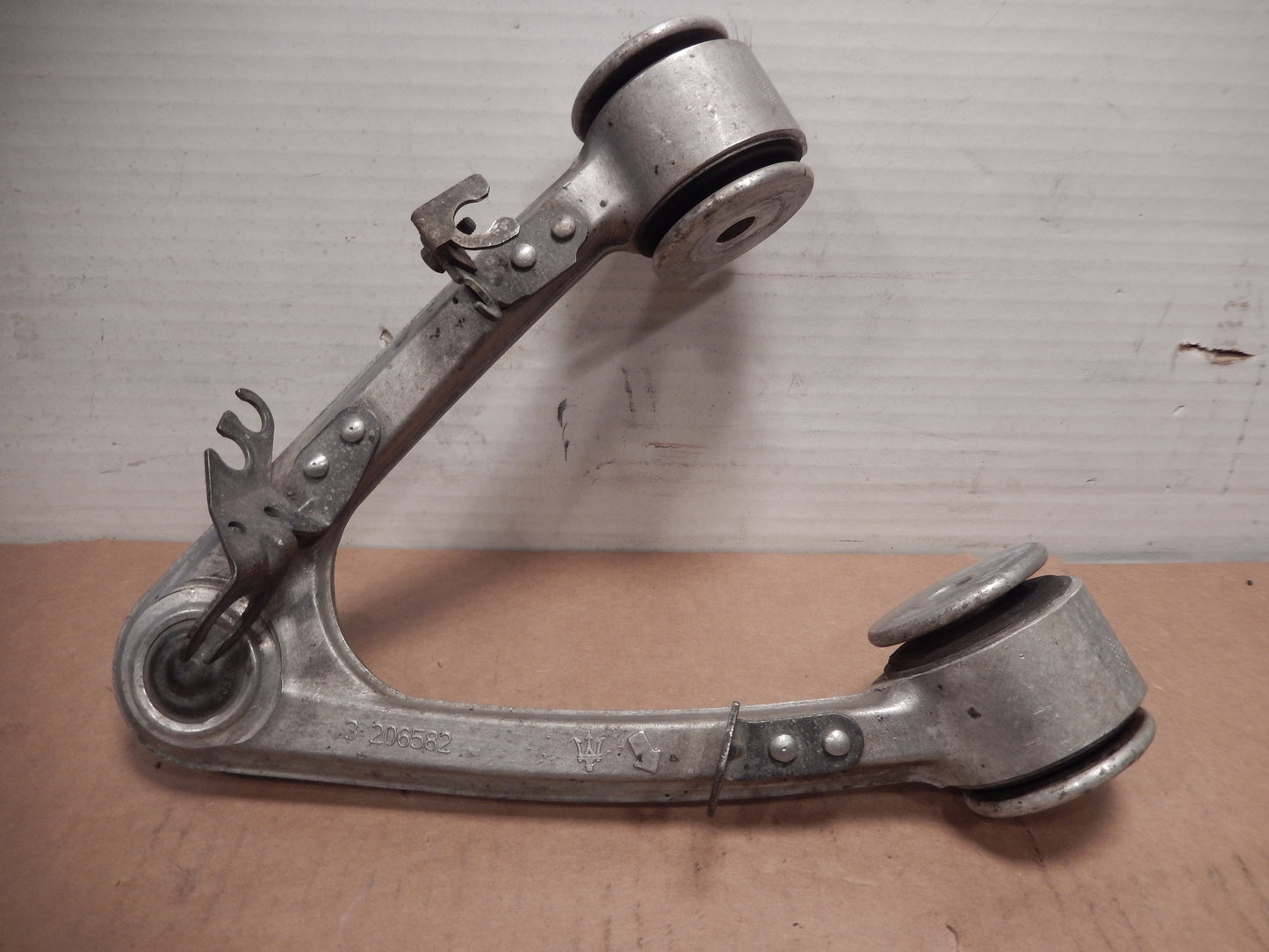 Maserati Quattroporte Front Passengers Suspension Upper A-Arm