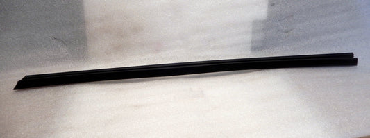 Maserati Quattroporte M139 Driver Interior Window Scraper Seal