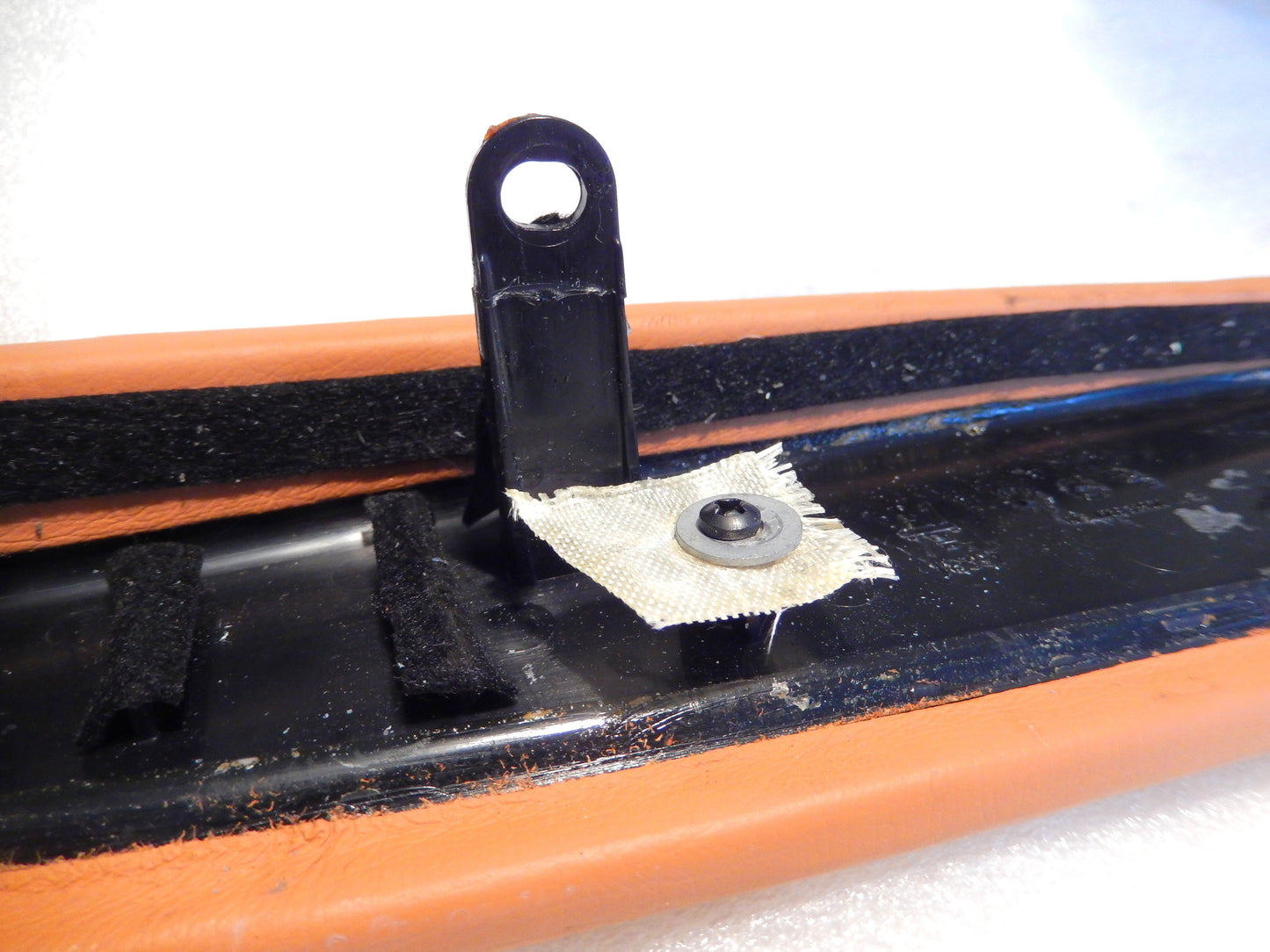 Maserati Quattroporte M139 Front Driver Interior Arm Rest