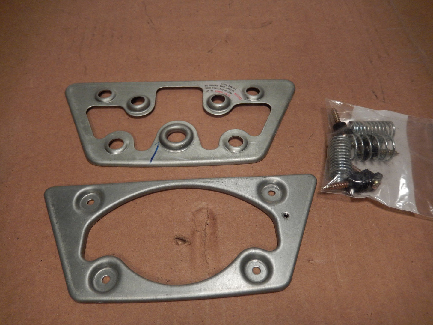 Datsun 280ZX OEM Horn Switch Plate Assembly