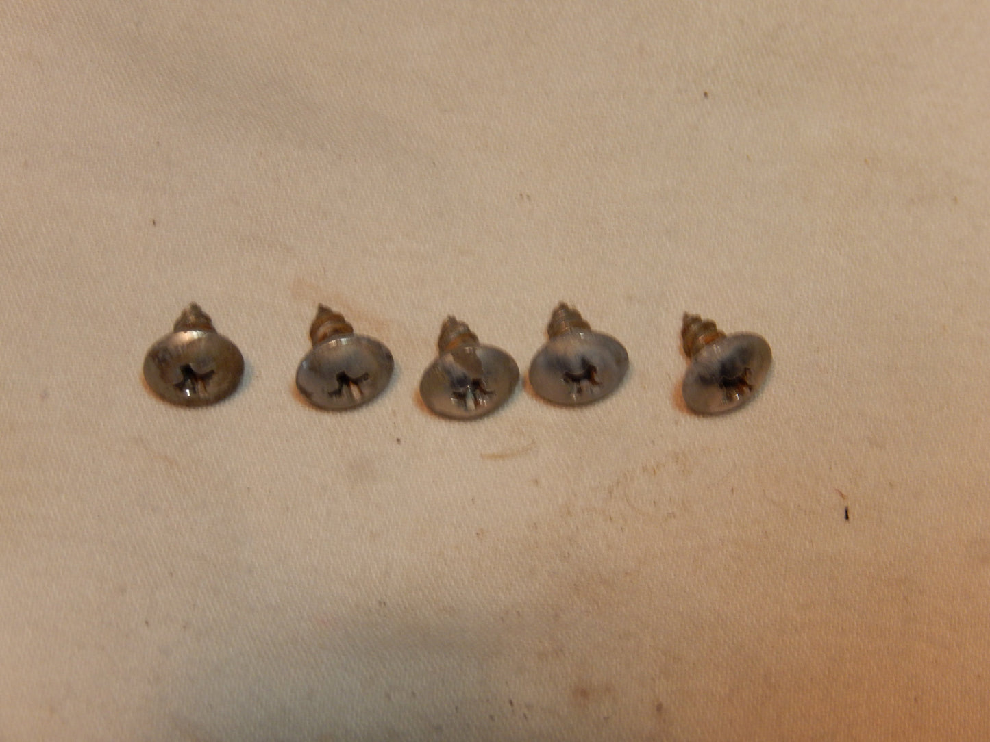 Datsun 240-260-280Z Sil Trim Fasteners