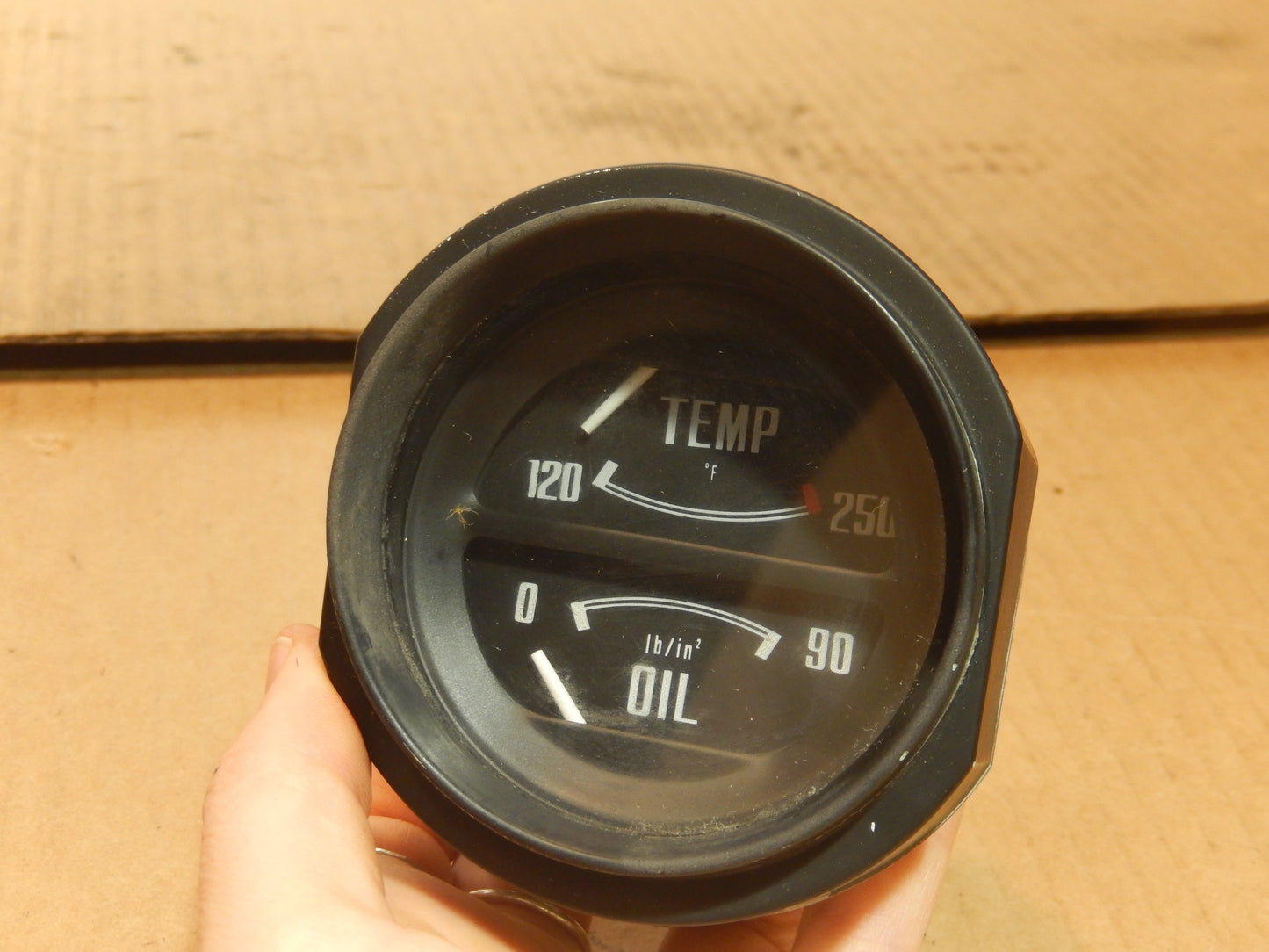 Datsun 240Z Water Temperature and Oil Pressure Gauge