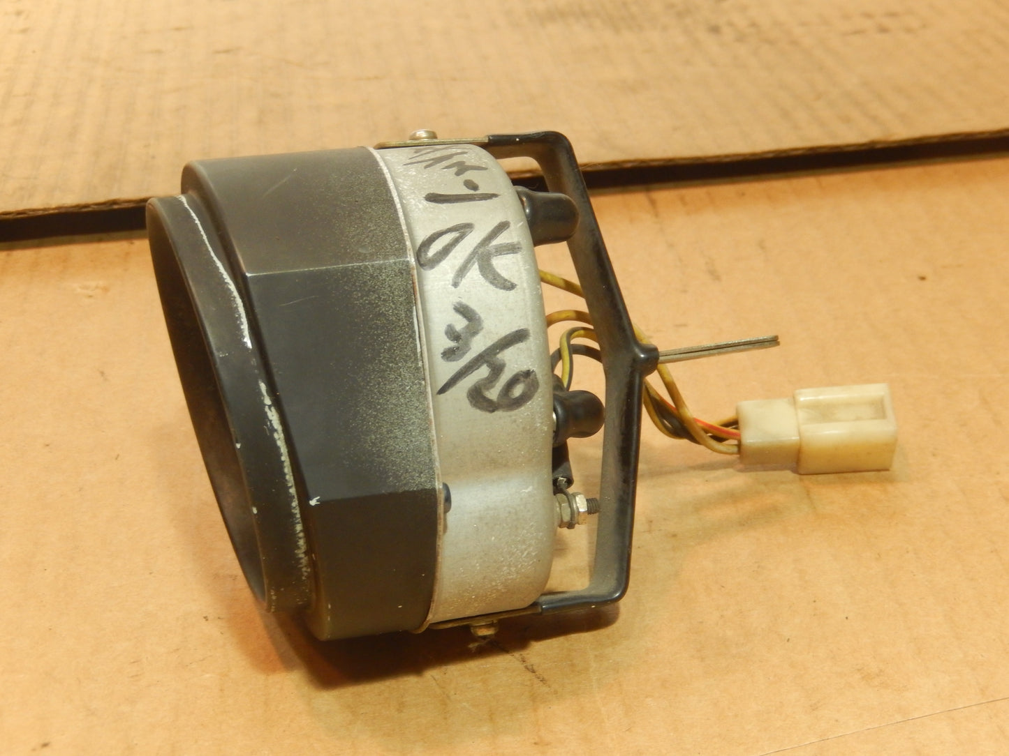 Datsun 240Z Water Temperature and Oil Pressure Gauge